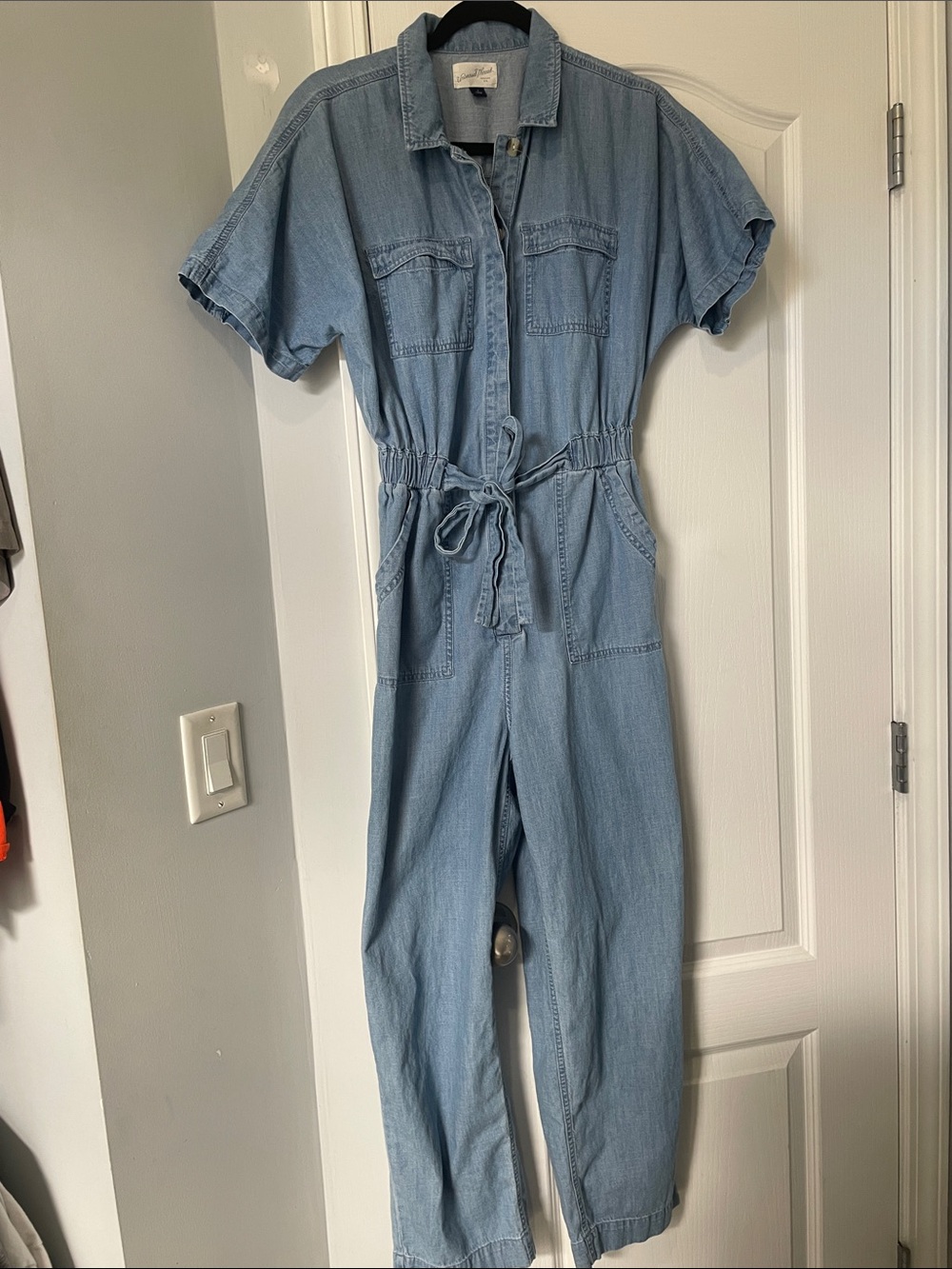 Universal Thread Light Blue Denim Short-Sleeve Tie-Waist Jumpsuit